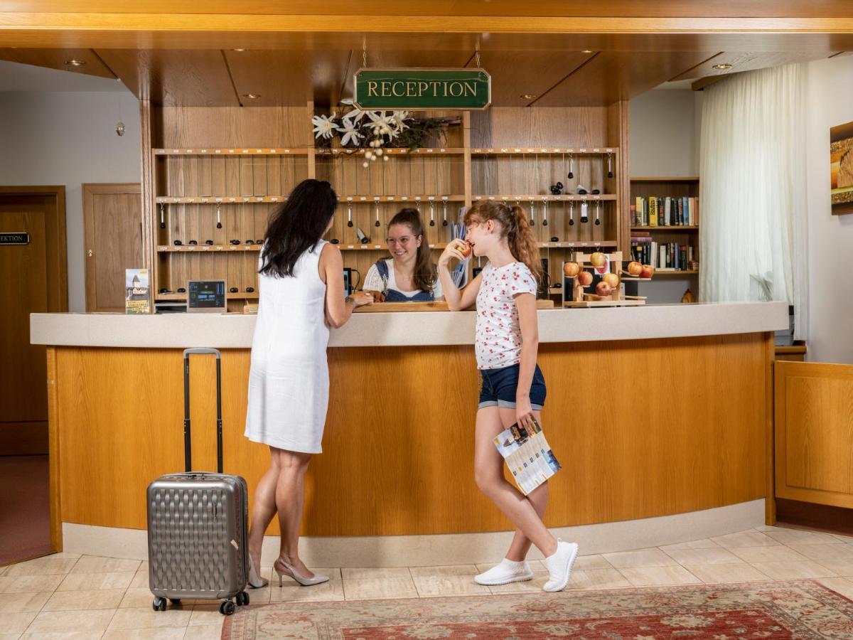 Hotel Ottenstein - Das Wohlfuehlhotel Rastenfeld Εξωτερικό φωτογραφία